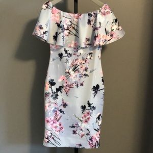 Floral dress ⭐️HOST PICK⭐️